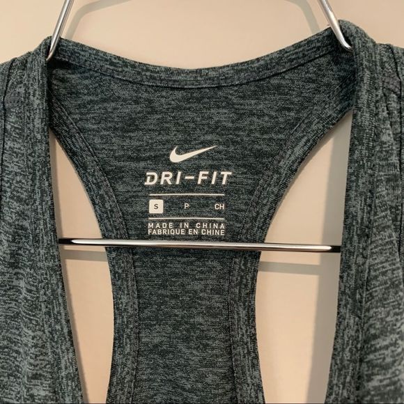 Nike Tank Top Size Small - Picture 2 of 8
